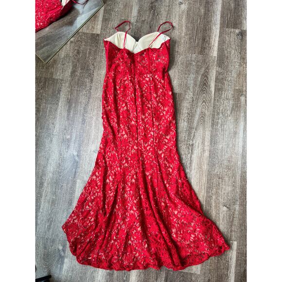 Galina Signature Dress Red Allover Lace Corset Sheath with Side Slit - Picture 4 of 9